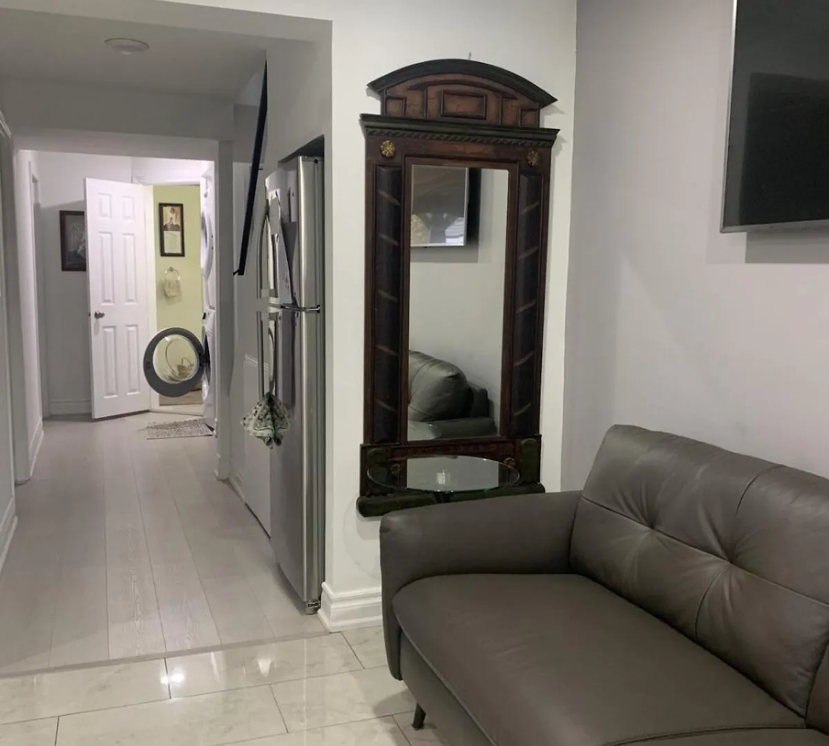 2-Bedroom Entire Suite In Toronto- Free Parking! Toronto